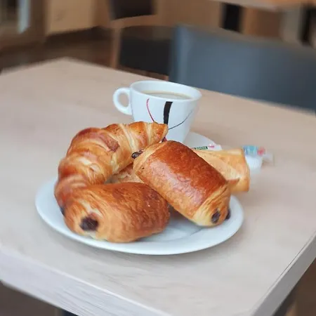 Du Stade Ex Kyriad Direct Lille Est Stade Pierre Mauroy Hotel Villeneuve-d'Ascq