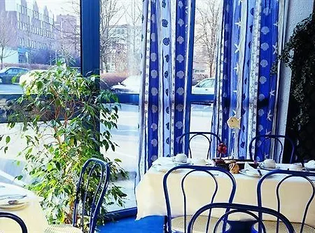 Du Stade Ex Kyriad Direct Lille Est Stade Pierre Mauroy Hotel 2*
