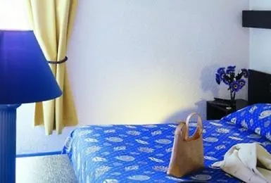 Hotel Du Stade Ex Kyriad Direct Lille Est Stade Pierre Mauroy 2*