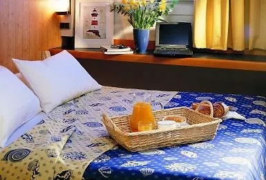 Hotel Du Stade Ex Kyriad Direct Lille Est Stade Pierre Mauroy