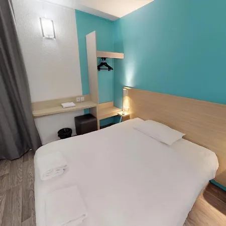 Hotel Du Stade Ex Kyriad Direct Lille Est Stade Pierre Mauroy 2*