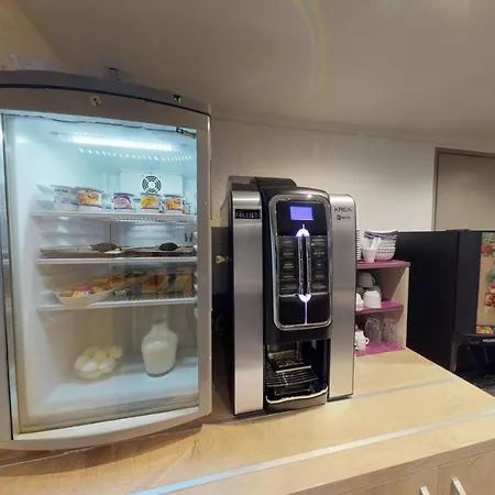 Du Stade Ex Kyriad Direct Lille Est Stade Pierre Mauroy 2* Villeneuve-d'Ascq